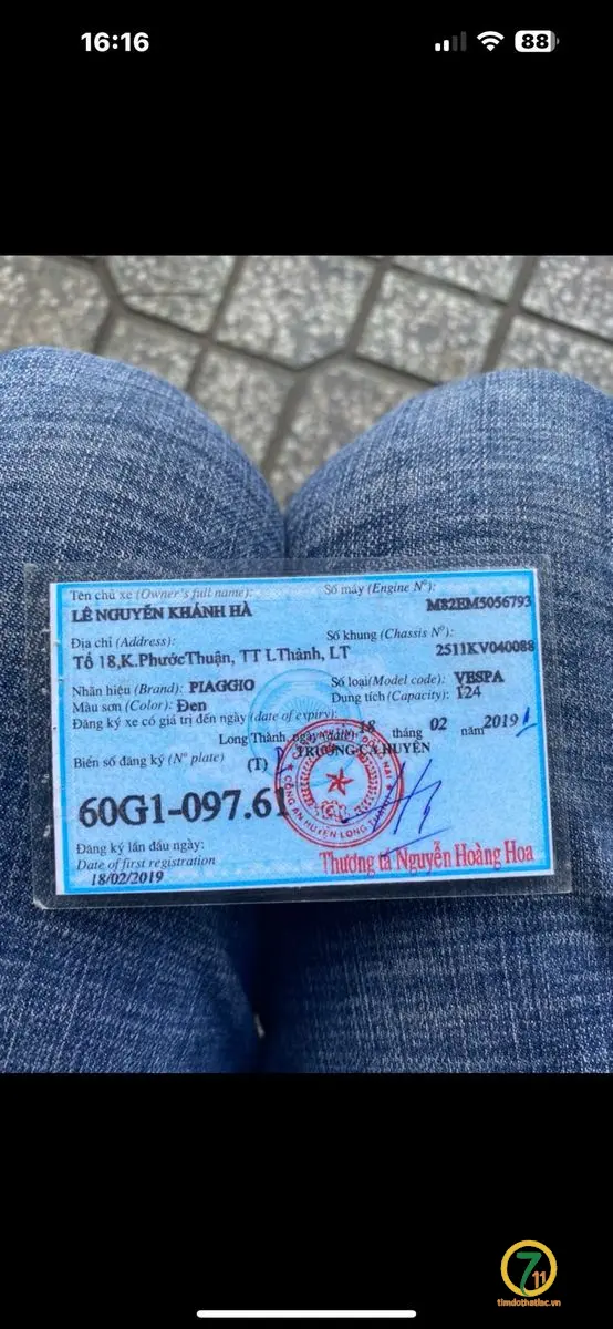 Rơi cavet xe và biển số xe