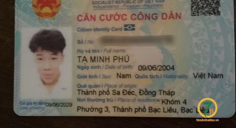 em mất ví mong mọi người nhặt được e xin nhận lại ạ
