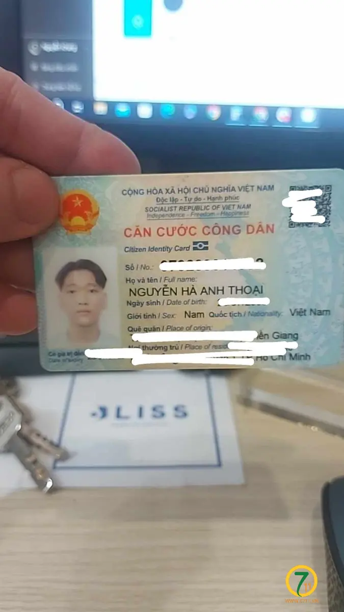 Rơi túi ở Hồ Chí Minh tên Nguyễn Hà Anh Thoại 2003