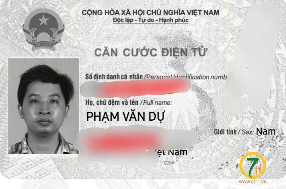 Tìm ví da màu nâu tên PHẠM VĂN DỰ bị rơi